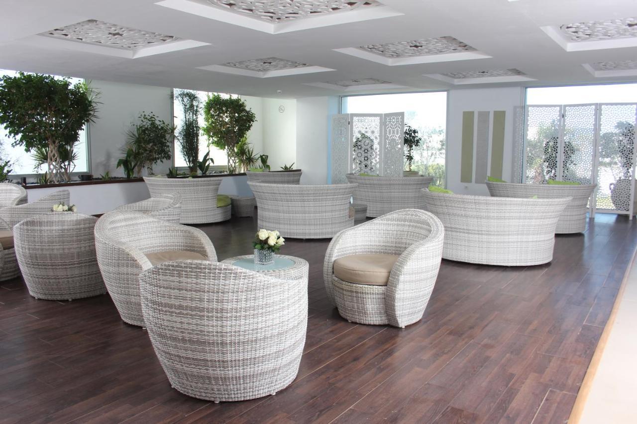 Royal Thalassa Monastir Eksteriør billede Interior of the airport